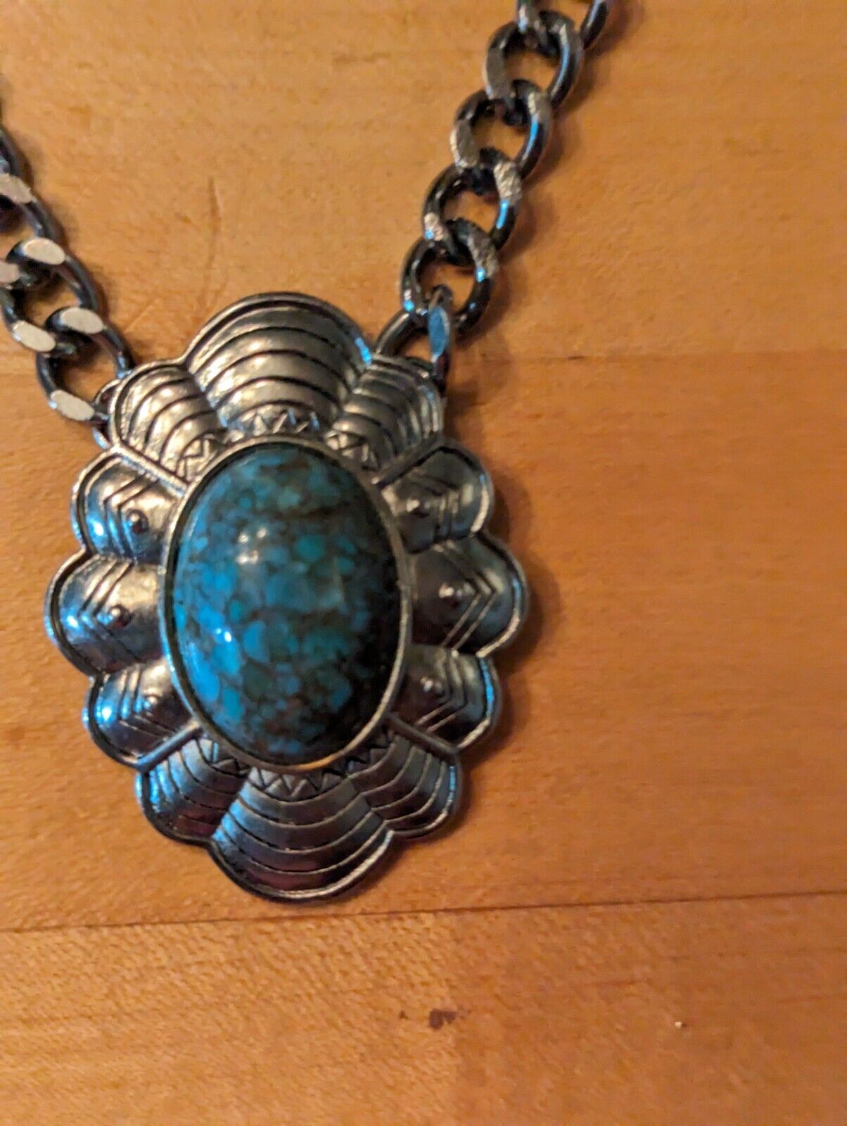 Vntg  Silver Tone Necklace Concho  Turquoise Pendant Southwestern Heavy 18"