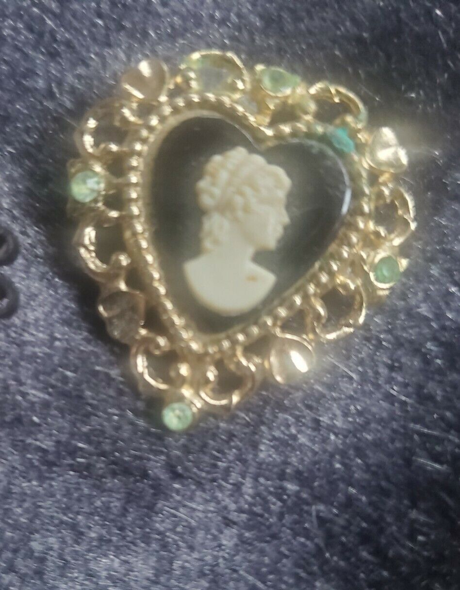 Vintage Cameo Brooches And Cameo Necklace Custom Jewelry Lot