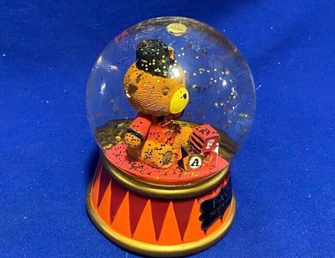 FAO Schwarz Bear Waterball Enesco 100mm Return To Wonder Snowglobe Glitter NIB