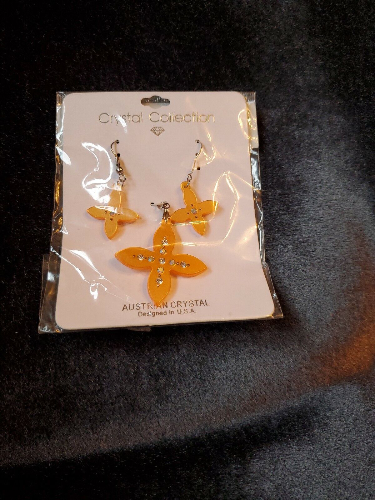 Crystal Collection Austrian Crystal Orange Crosses Set Earings Pendent