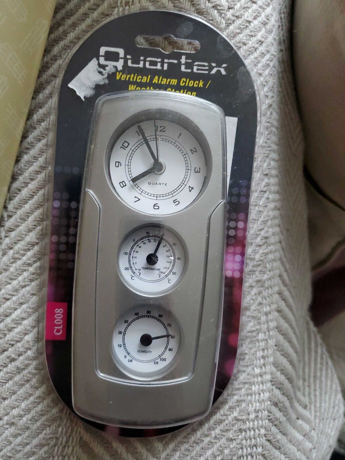 Quartex Vertical Alarm Clock Weather Station. free shipping.