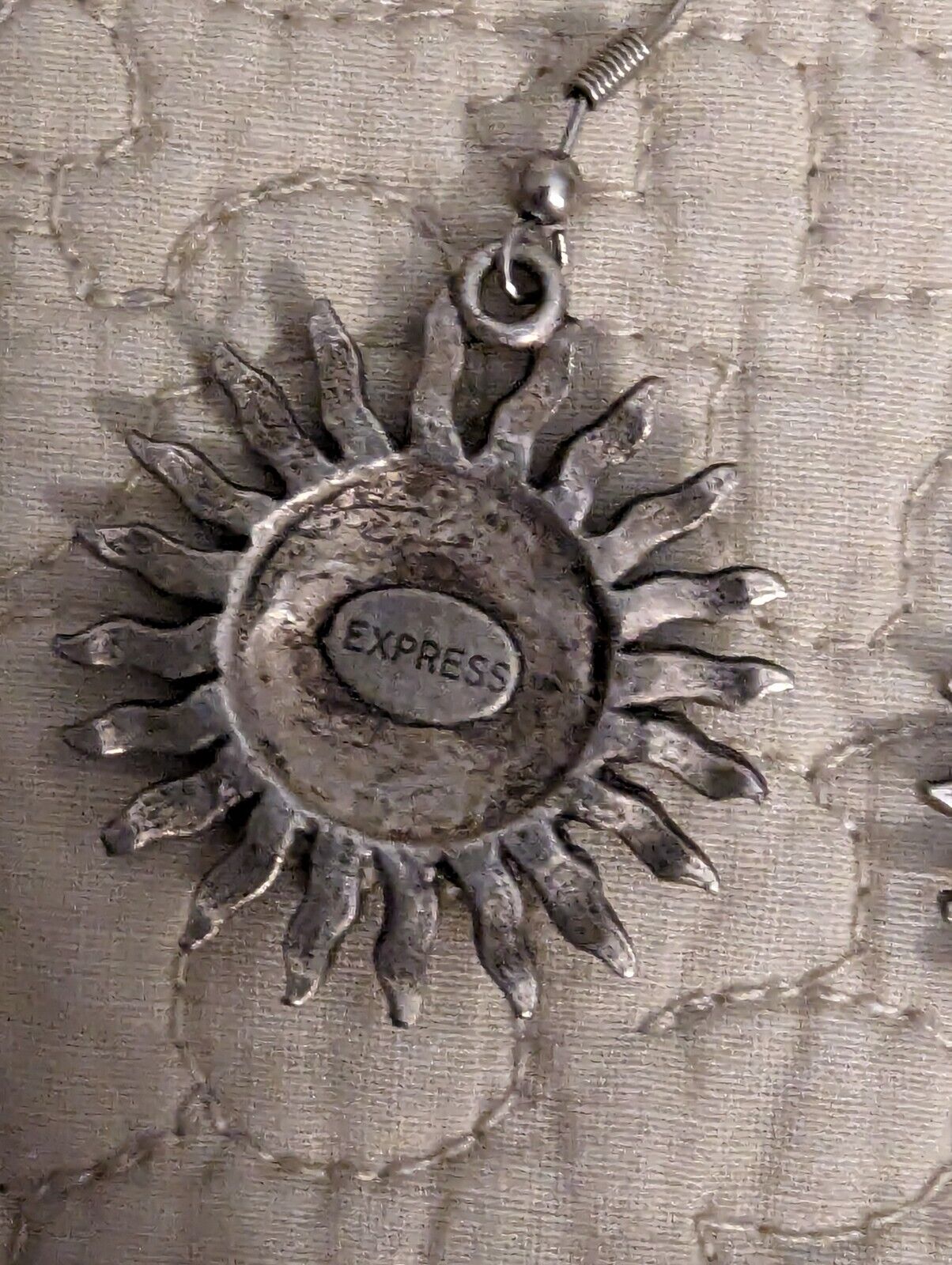 Vintage Express Sun Face Shaped Matte Silver Tone Dangle Earrings Pierced Drop