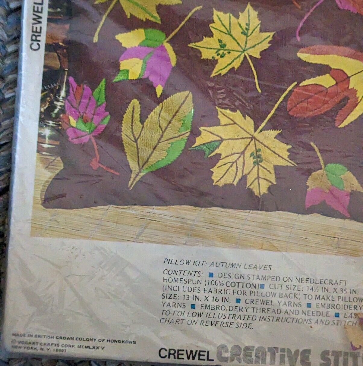 Stitchery Kit Autumn Leaves Pillow Crafts Crewel Creative NEW 1975 #895