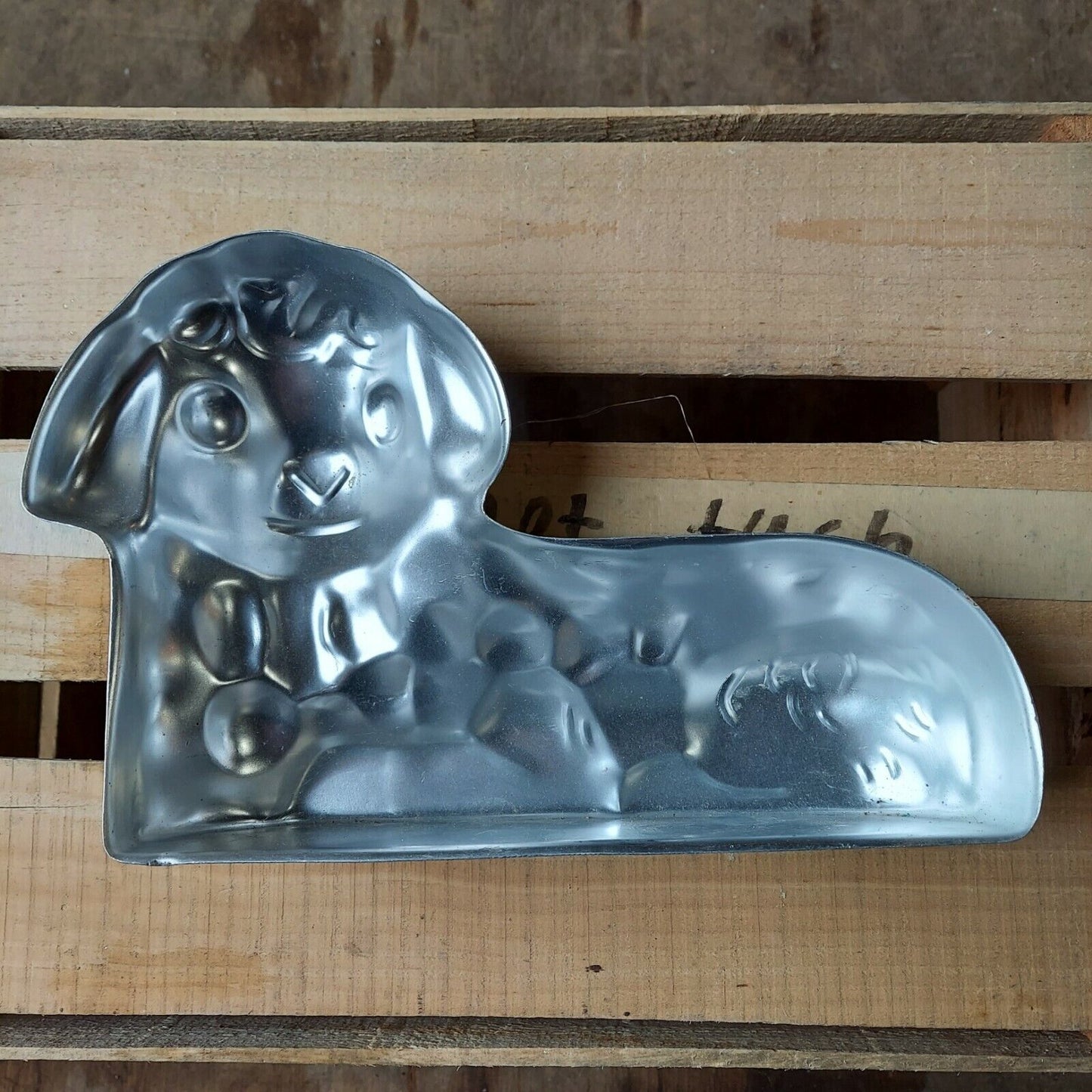 Wilton Large Puppy Chocolate Metal Mold