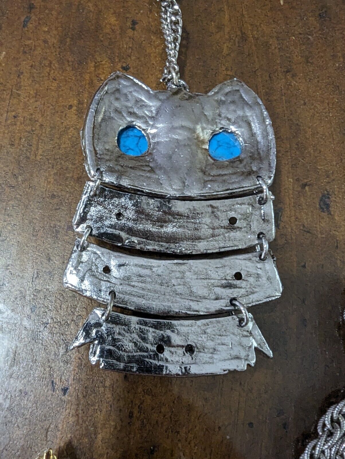 LARGE Owl Pendant & Necklace Silver Tone Costume Jewelry Necklace Blue Eye  OO