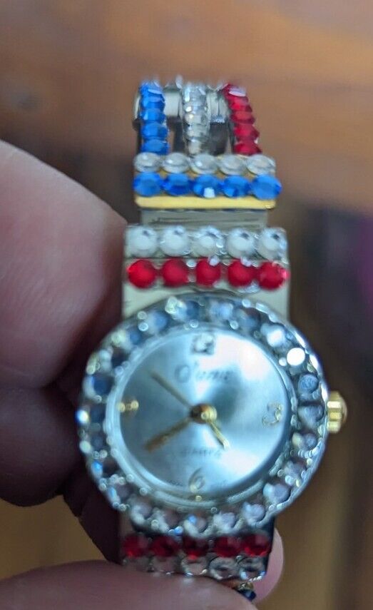 O'one Quartz Red White And Blue Ladies Watch