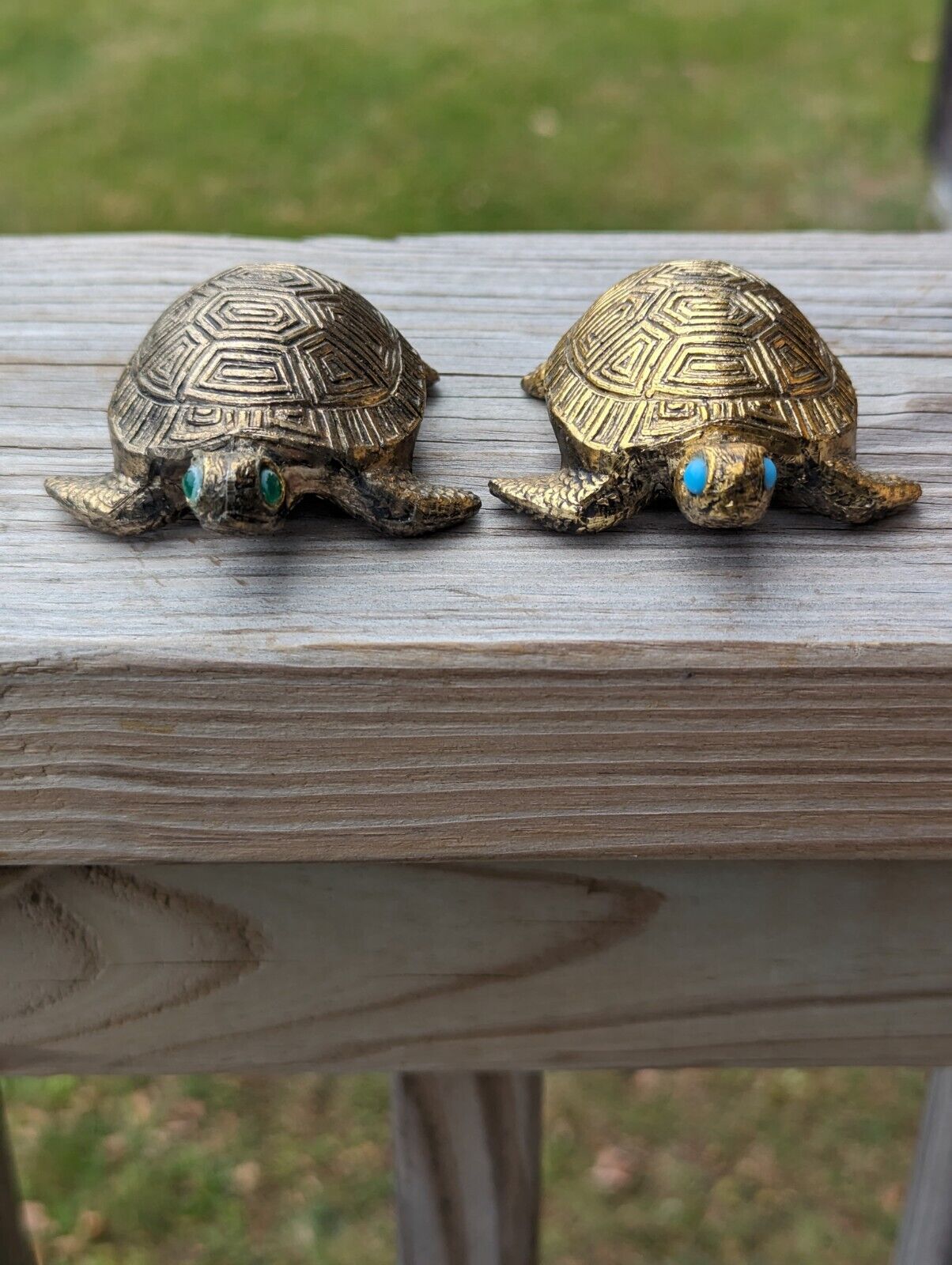 Vintage Holiday Fair Co 1971 Two Turquoise Eyed Brass Turtles Figurines Japan