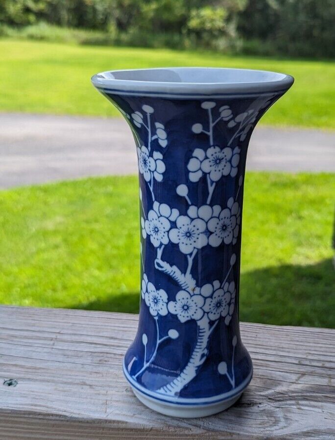 Blue And White Palm Blossom Vase