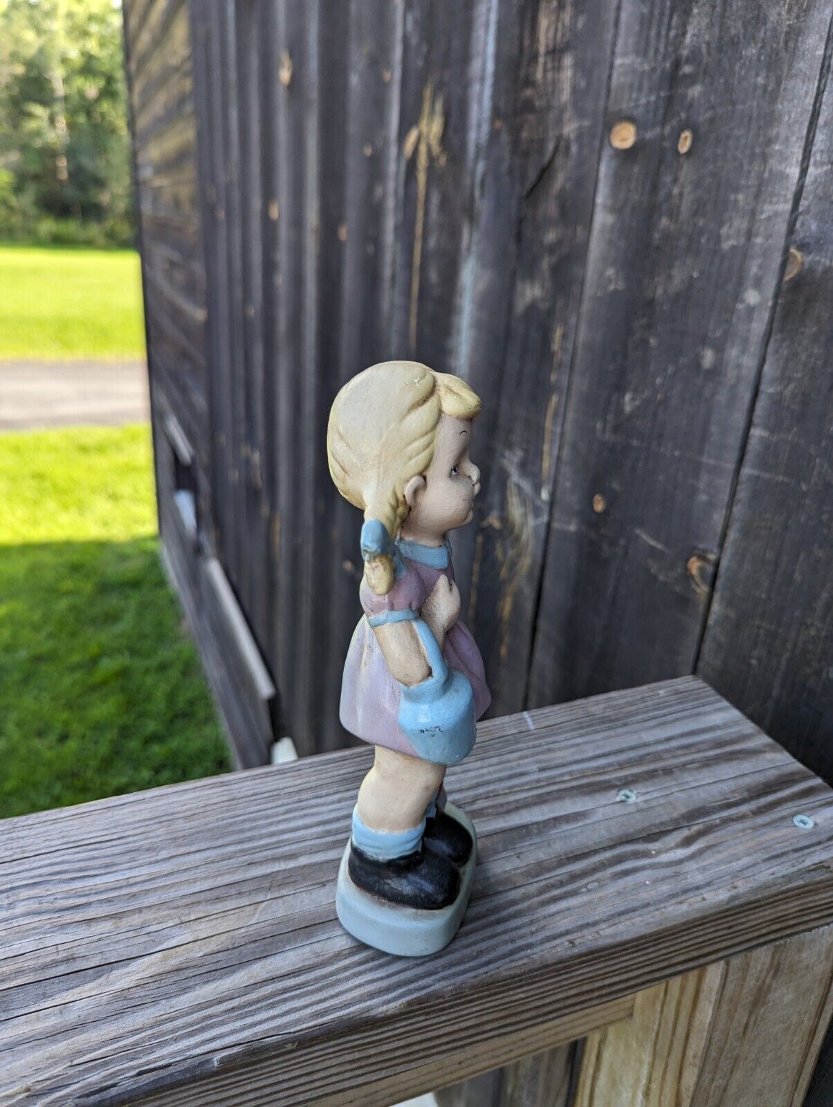 VINTAGE 8" CERAMIC  PORCELAIN COUNTRY FARM GIRL FIGURINE SMU Etched On Bottom