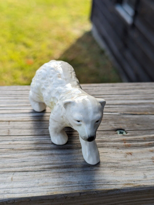 Goebel Polar Bear 38577 Figurine W Germany  2 1/4" Tall