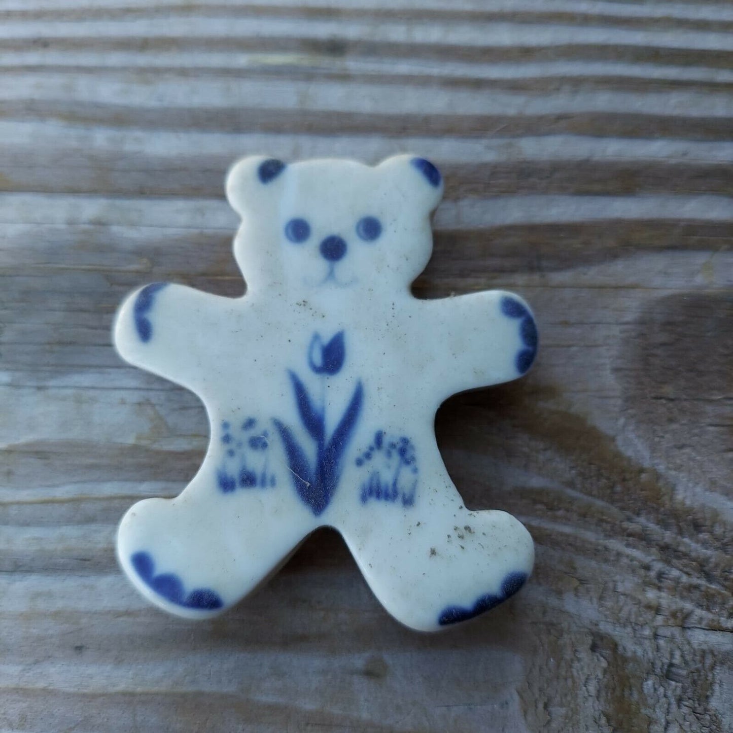 Russ & Berrie Co. Teddy Bear #5825 Ceramic Blue & White Magnet Retired Rare!